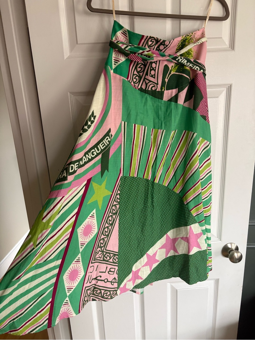 FARM Rio Green and Pink Printed A-Line Wrap Skirt - Picture 7 of 9